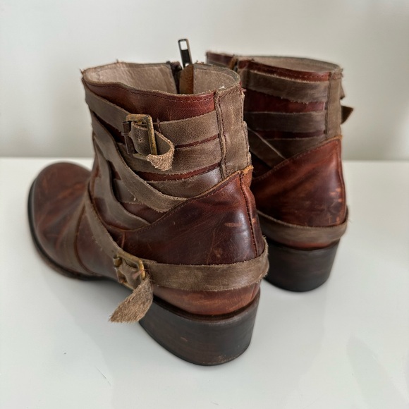 Freebird by Steven- Sammi Boot Multi Strap Leather Ankle Booties Cognac Size 10 - Picture 7 of 15